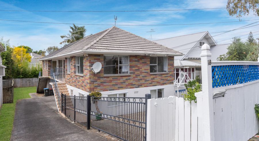  at 1/18 Windmill Road, Mount Eden, Auckland City, Auckland