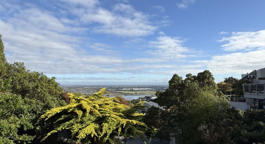  at 105 Cannon Hill Crescent, Mount Pleasant, Christchurch City, Canterbury