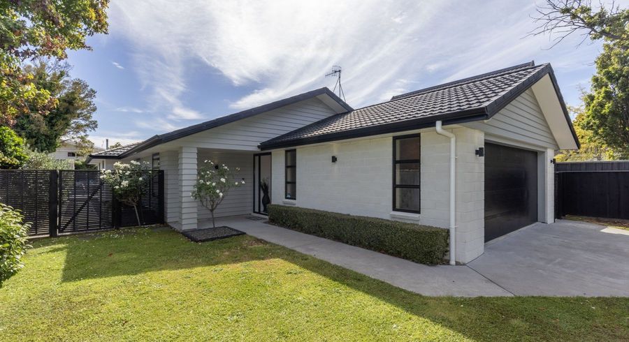  at 14 Fiesta Grove, Raumati Beach, Paraparaumu