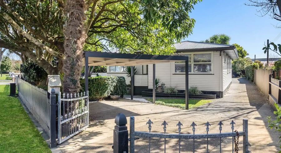  at 21 Mead Street, Avondale, Auckland City, Auckland