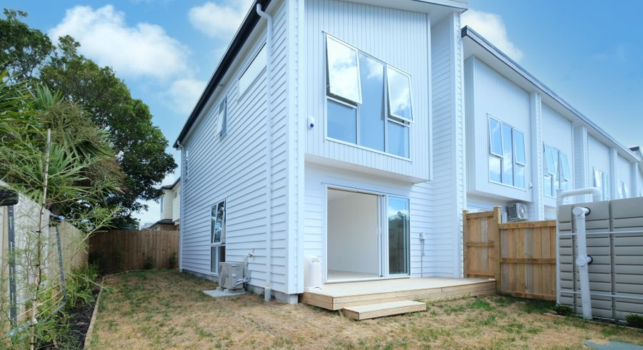  at 8/112 Astley Avenue, New Lynn, Auckland