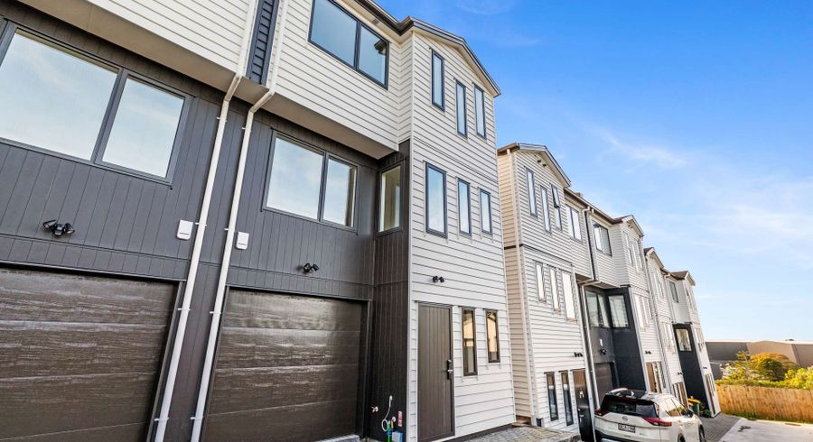  at 7/418 Richardson Road, Mount Roskill, Auckland