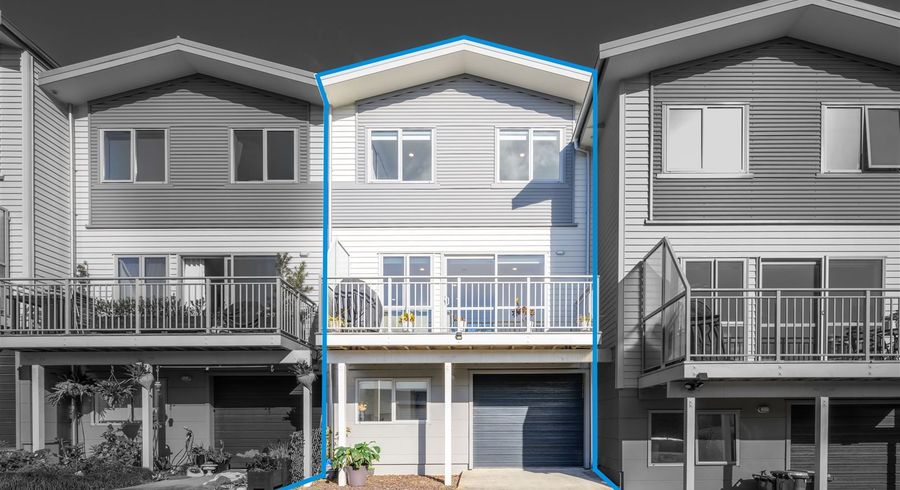  at 3/15 Andersons Road, Oteha, Auckland