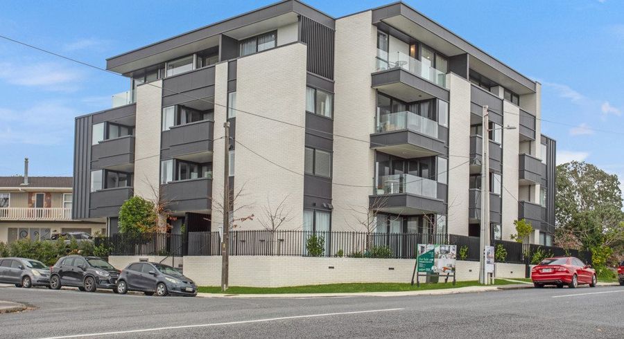  at 1 Willoughby Avenue, Howick, Manukau City, Auckland