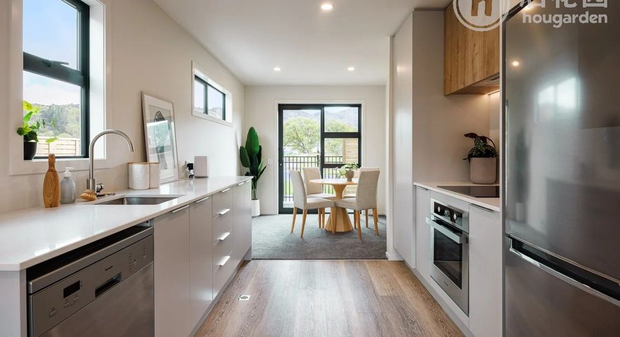  at 4/21-23 Te Ara o Papatahi, The Strand , Wainuiomata, Lower Hutt, Wellington