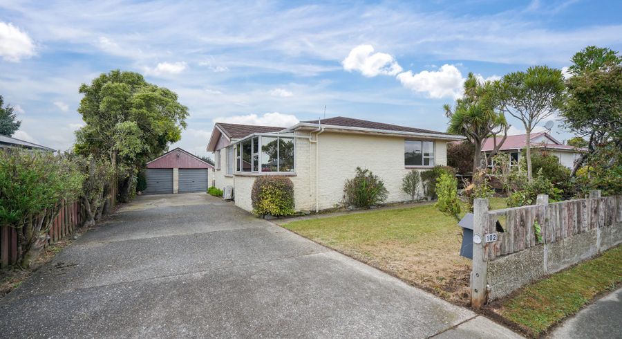  at 102 Wicklow Street, Clifton, Invercargill, Southland