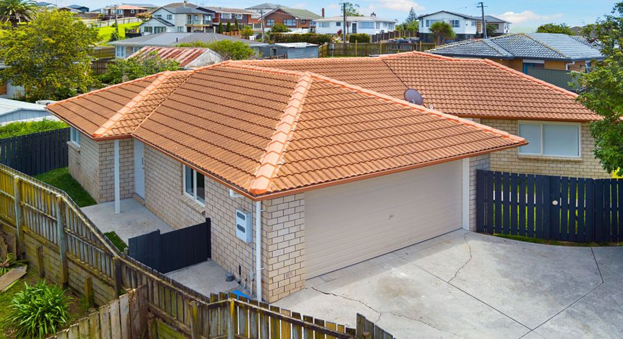  at 5 Retreat Drive, Mangere, Manukau City, Auckland