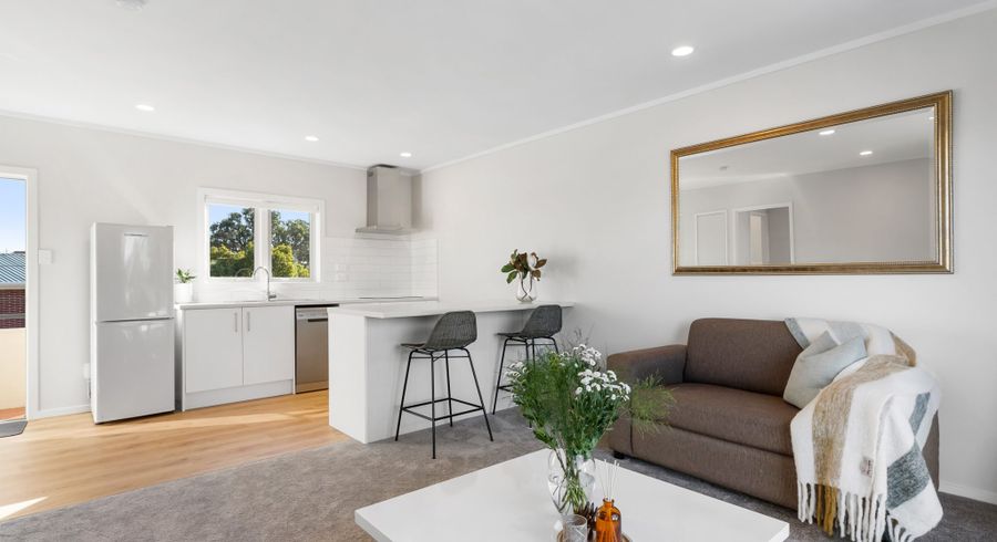  at 5/18 Parr Terrace, Castor Bay, North Shore City, Auckland