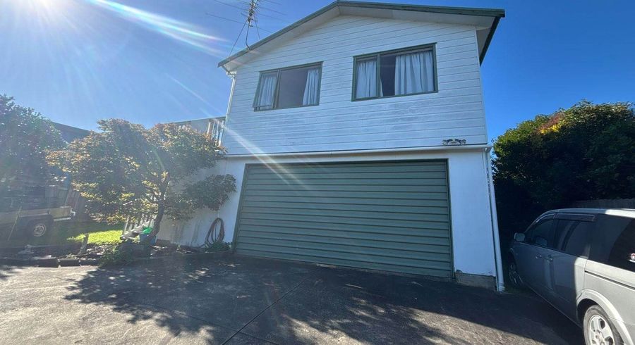  at 24 Bonita Avenue, Stanmore Bay, Rodney, Auckland