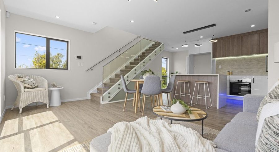  at 1/18 Hutchinsons Road, Bucklands Beach, Manukau City, Auckland
