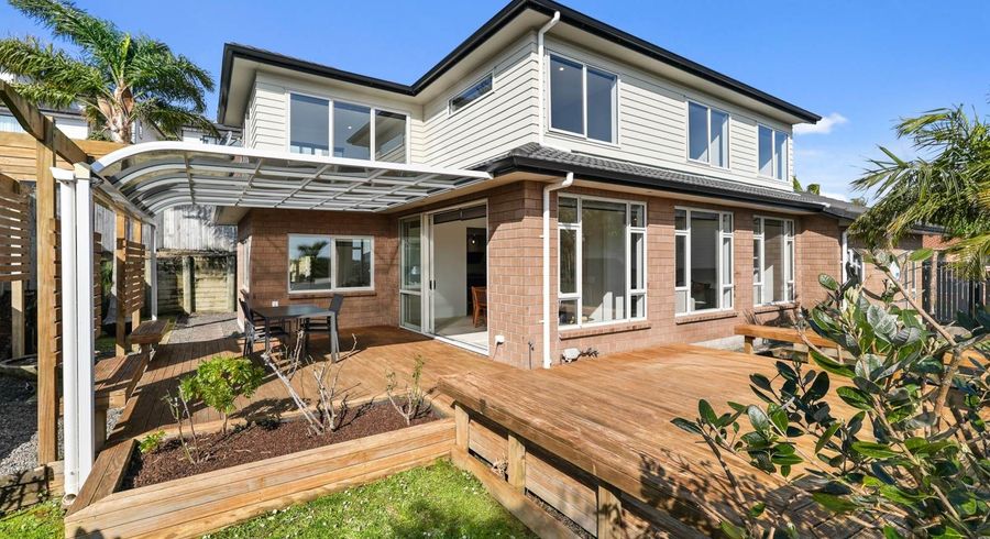  at 36 Mulroy Place, Pinehill, North Shore City, Auckland