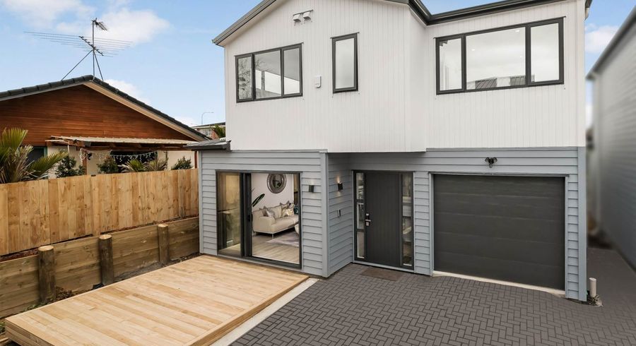  at 14B Notre Dame Way, Albany, Auckland