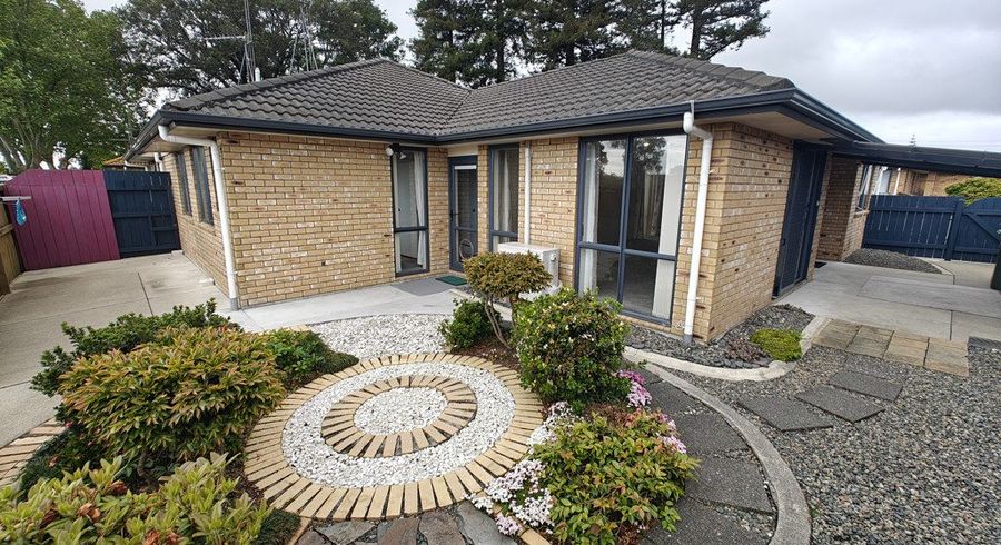  at 16 Archer Court, Hamilton East, Hamilton