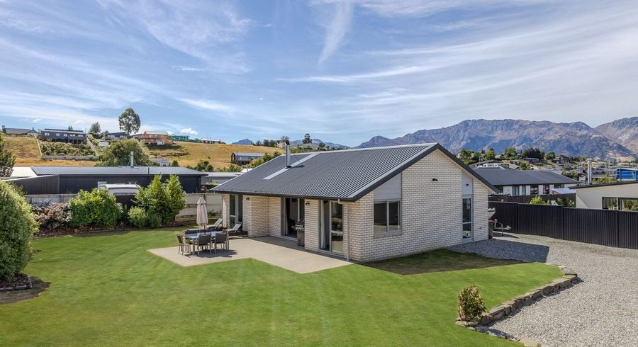  at 8 Pennycook Place, Lake Hawea, Wanaka, Otago