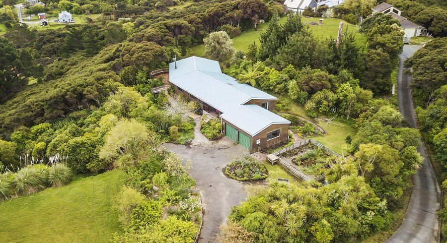 at 72 Gordon Road, Plimmerton, Porirua