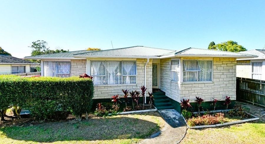  at 8 Staverton Crescent, Mangere, Manukau City, Auckland