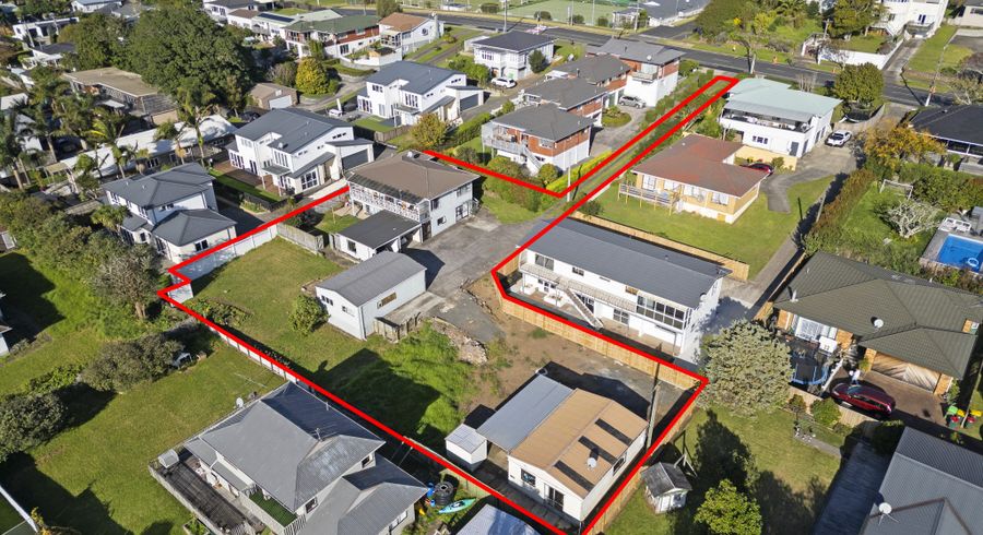  at 32a Taylor Road, Mangere Bridge, Manukau City, Auckland
