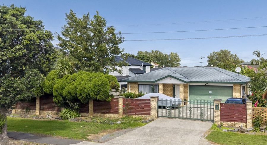  at 548 Massey Road, Mangere, Manukau City, Auckland