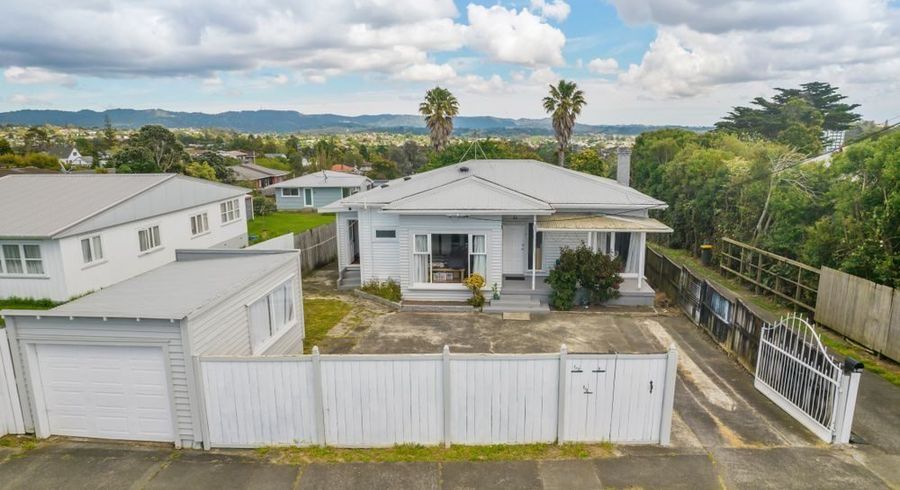  at 3 Pleasant Road, Glen Eden, Waitakere City, Auckland