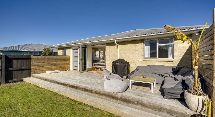  at 8 Lyttelton Crescent, Tamatea, Napier
