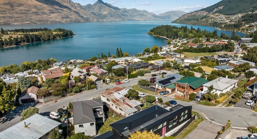  at 3 Panorama Place, Queenstown, Queenstown