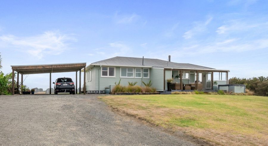  at 398 Hokio Sand Road, Hokio Beach