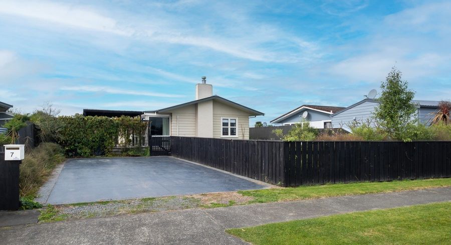  at 7 Henley Crescent, Pirimai, Napier