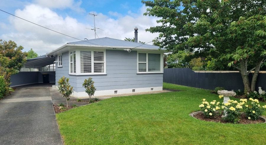  at 27 Kent Street, Carterton, Carterton, Wellington