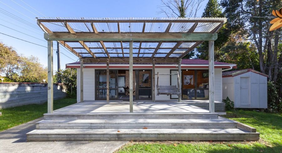  at 6 Park Avenue, Waikanae