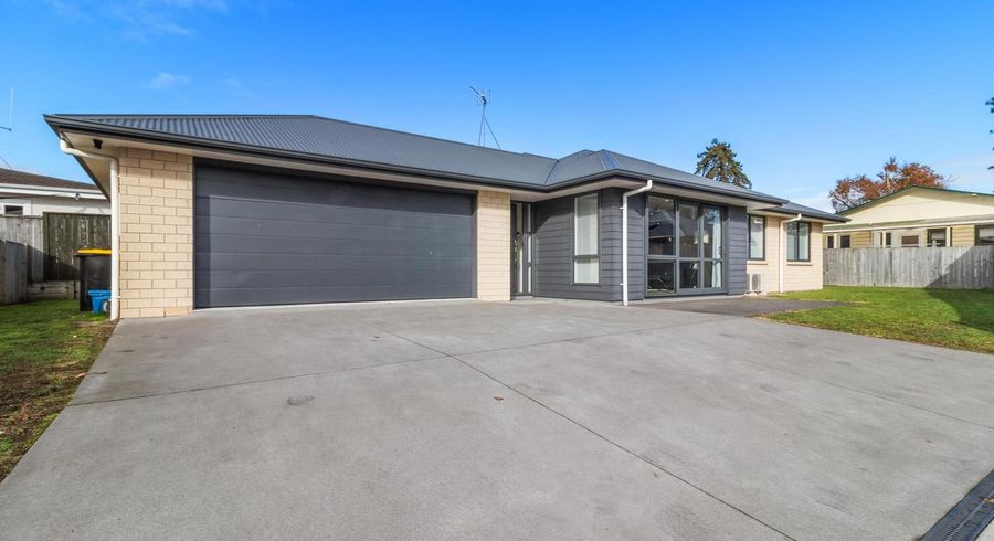  at 2/19 Goldsmith Street, Cambridge, Waipa, Waikato
