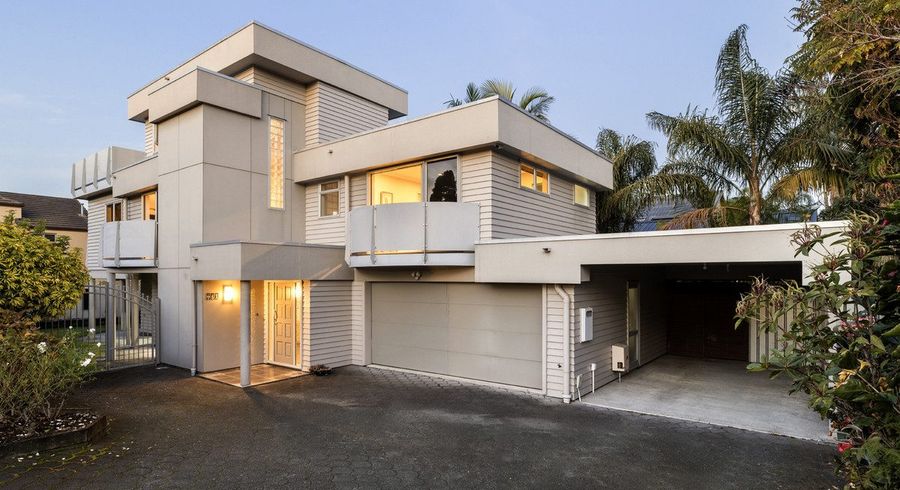  at 75a Thirteenth Avenue, Avenues, Tauranga, Bay Of Plenty