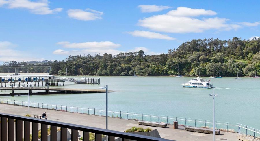  at 3/6 Boundary Road, Hobsonville, Waitakere City, Auckland