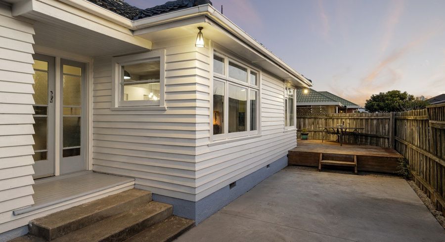  at 9 Worthy Street, Ilam, Christchurch