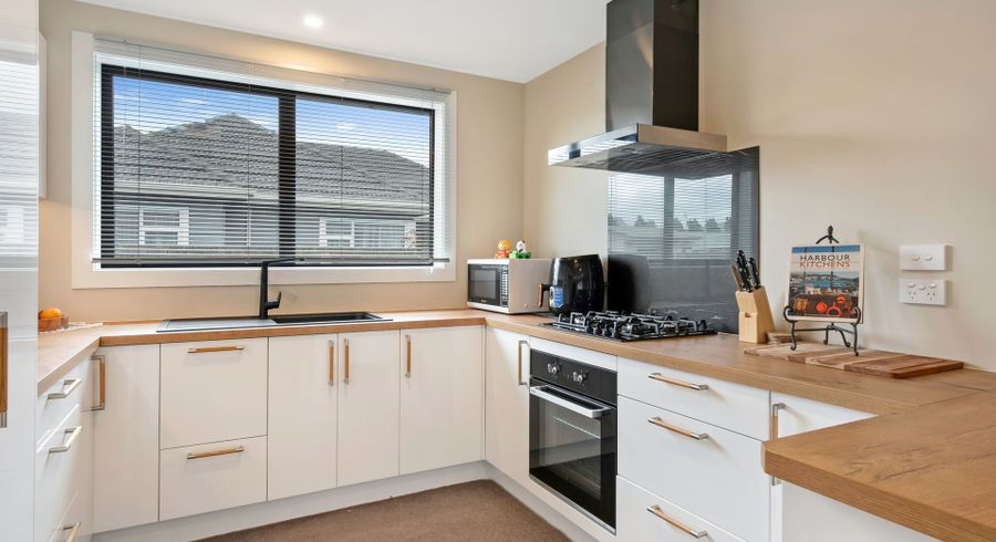  at 32 Tilford Street, Woolston, Christchurch City, Canterbury