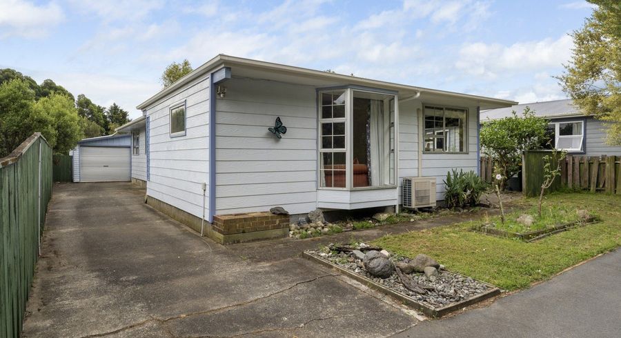  at 218 Main Road South, Raumati South, Paraparaumu