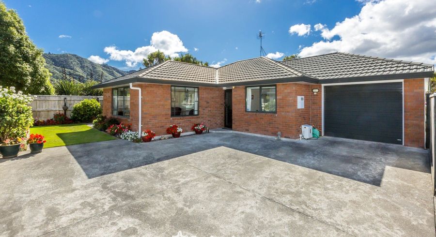  at 23A Hudson Avenue, Ebdentown, Upper Hutt