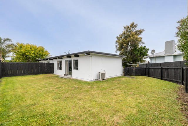  at 10 Jellicoe Place, Tamatea, Napier