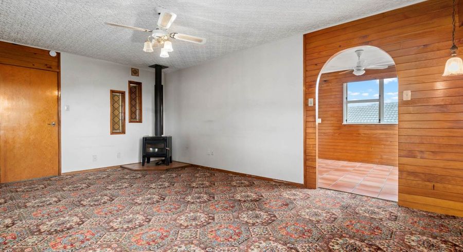  at 11 Roick Parade, Glen Eden, Waitakere City, Auckland