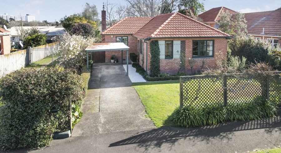  at 107 MacFarlane Street, Hamilton East, Hamilton