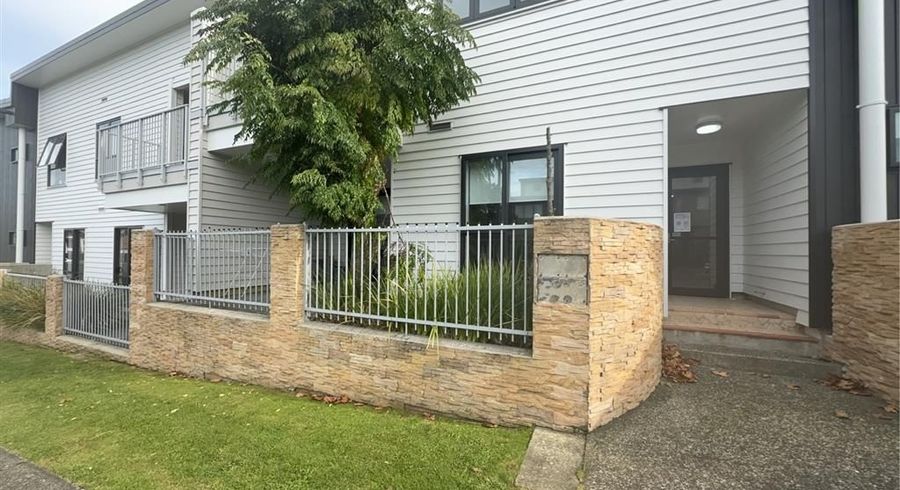  at 7B/132B Stancombe Rd, Flat Bush, Manukau City, Auckland