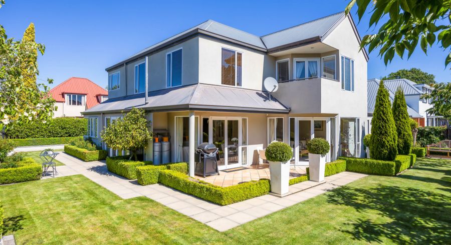  at 10A Harrods Court, Fendalton, Christchurch City, Canterbury