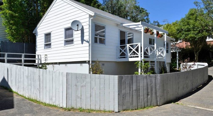  at 2/24 Springfield Road, Morningside, Auckland City, Auckland