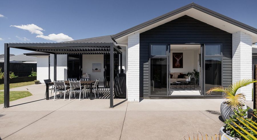  at 51 Kahuparere Crescent, Pyes Pa, Tauranga
