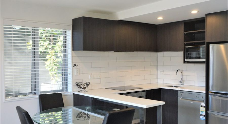  at 2/136 Salisbury Street, City Centre, Christchurch City, Canterbury