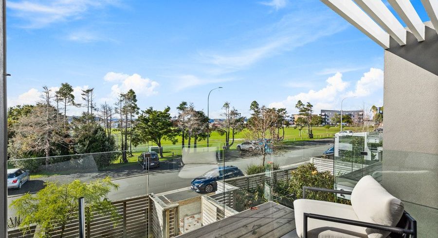  at 18 Memorial Park Lane, Hobsonville, Waitakere City, Auckland