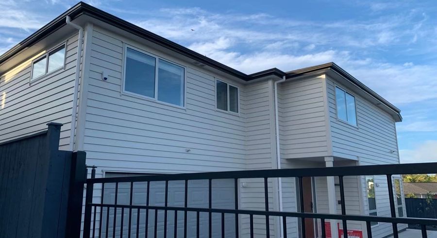  at 21A THE BOULEVARD, Sunnyhills, Manukau City, Auckland