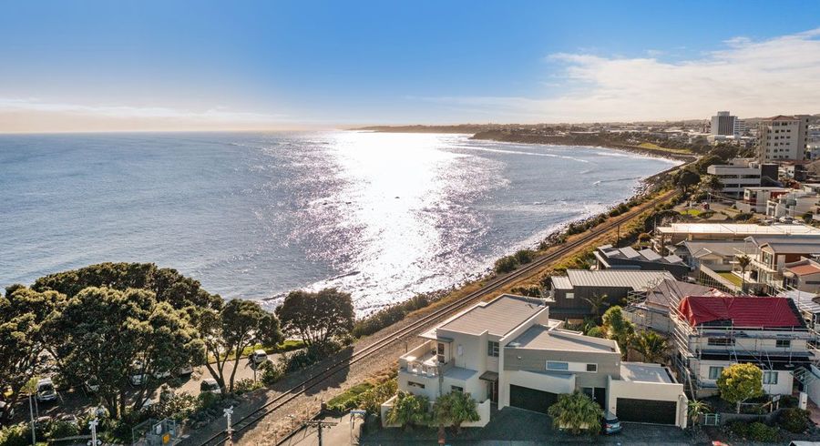  at 1 Weymouth Street, New Plymouth, New Plymouth