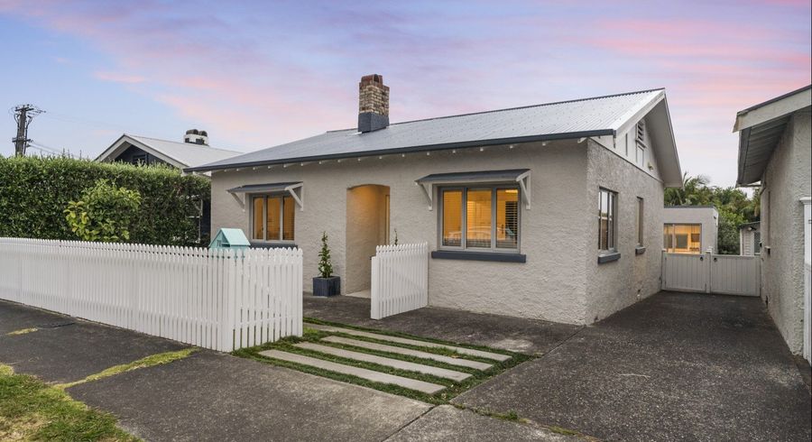  at 70 Old Mill Road, Westmere, Auckland