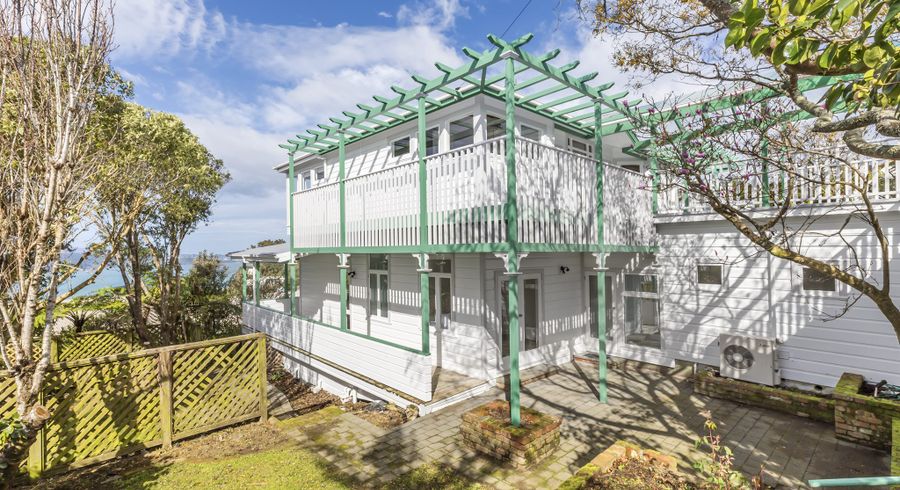  at 37 Jubilee Road, Khandallah, Wellington