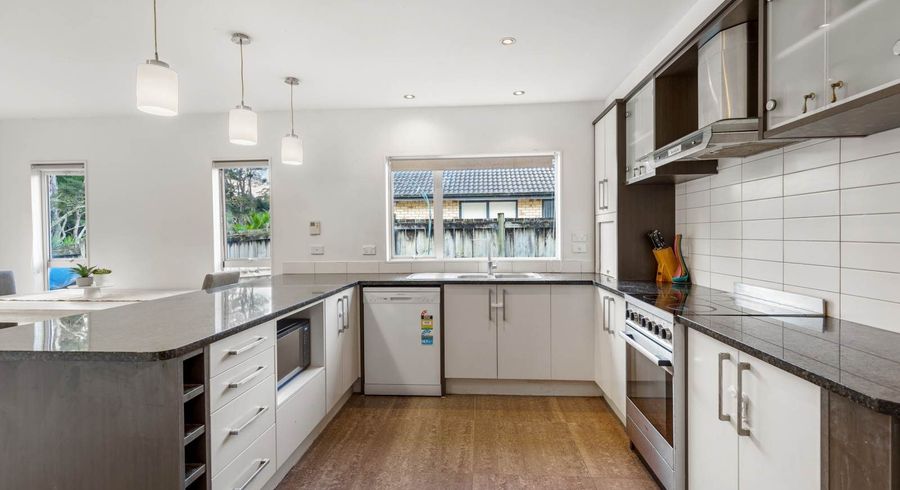  at 34 Lomas Way, Albany, North Shore City, Auckland